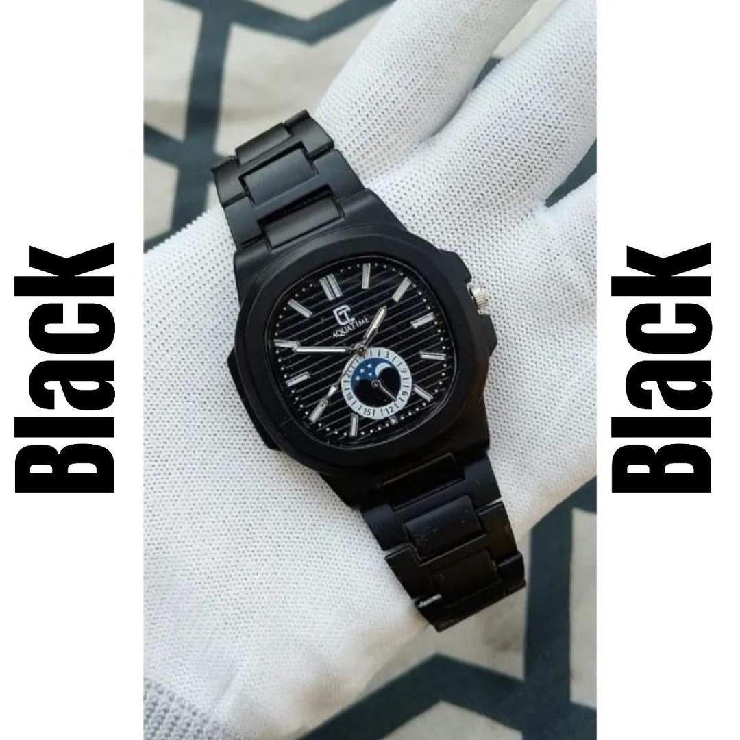 Quartz men’s water resistant watch