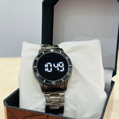 Digtal display chain watch