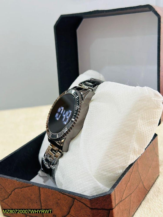 Digtal display chain watch